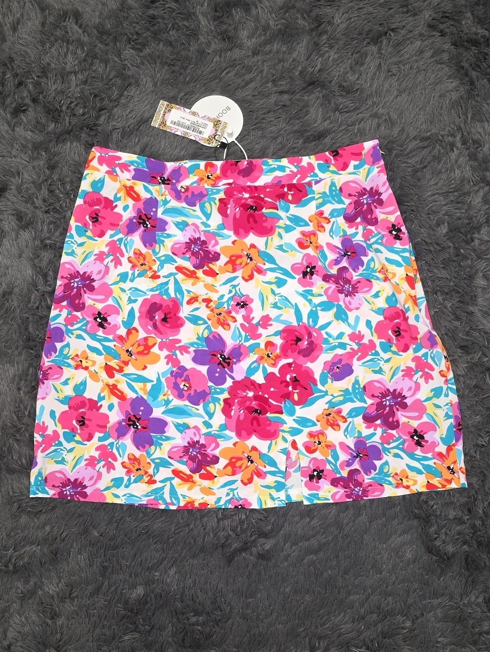 BooHoo- Floral Mini Skirt. Size 12. NWT